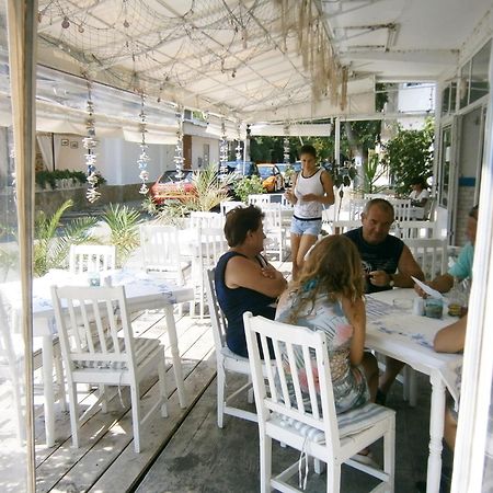 Family Hotel White House Pomorie Exterior photo